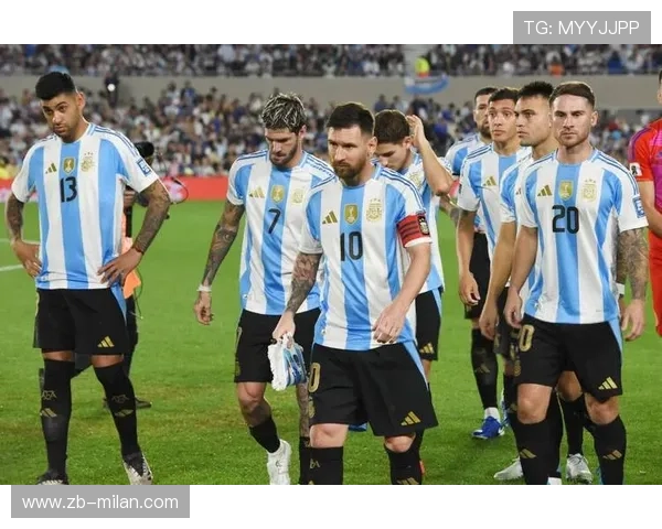 麦卡里奥进球被吹惹争议！巴萨门前惊魂时刻